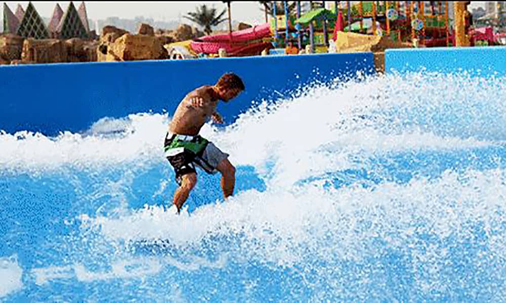 江苏南京龙之谷水上乐园滑板冲浪 江苏南京龙之谷水上乐园滑板冲浪