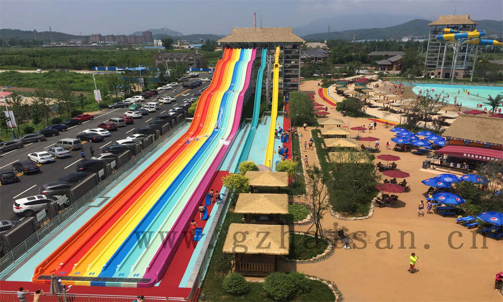 水上乐园规划中的场地选择要考虑哪些因素？