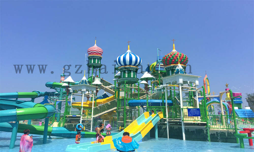 如何进行水上乐园设备的防滑处理？