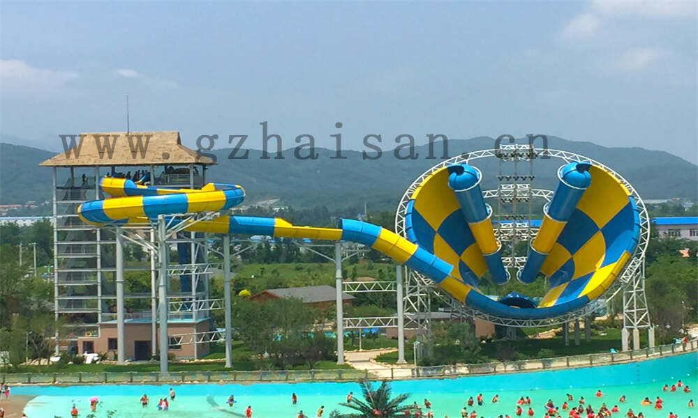 AI融合科技与欢乐：水上乐园设备的创新融合