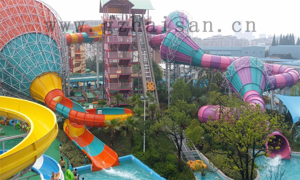 中小型水上乐园如何选择合适的水上游乐设备？