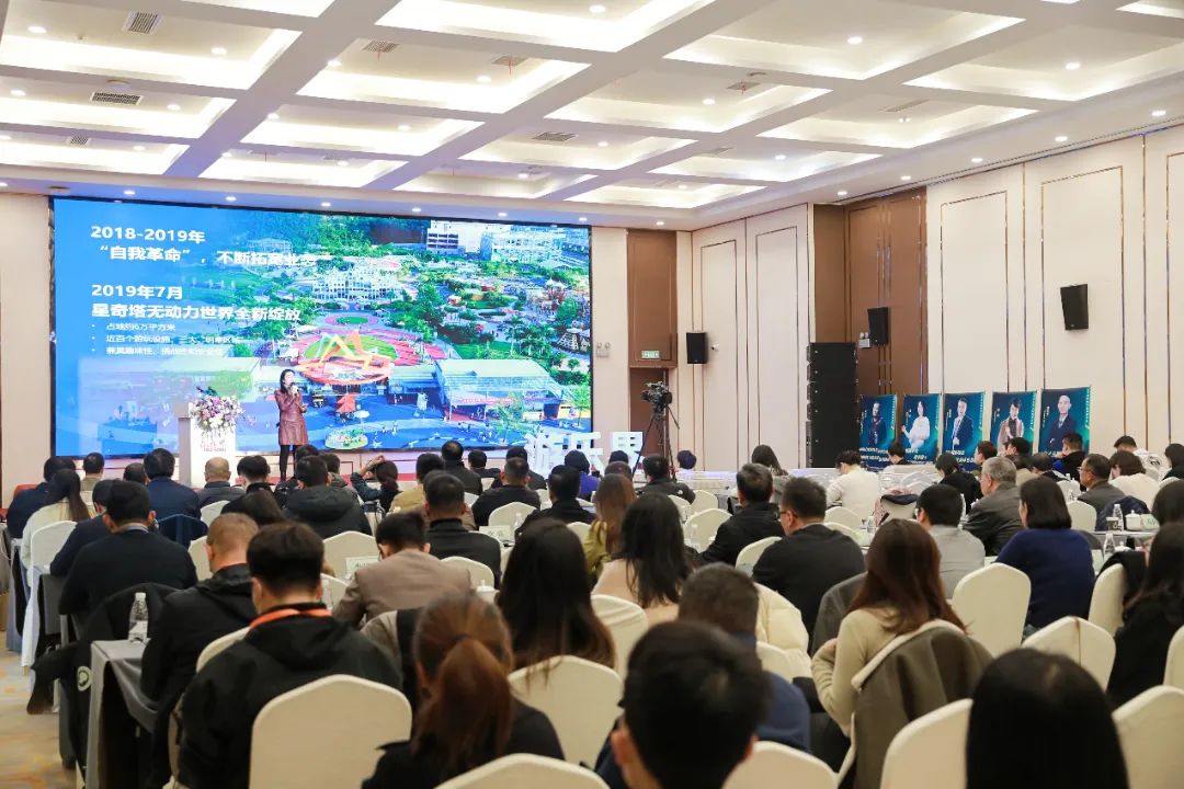 金冠荣耀，见证卓越！jinnianhui今年会游乐斩获两项重量级大奖