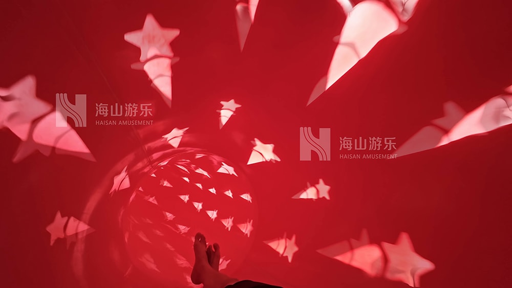 打破季节边界，定义全季狂欢｜超级魔法时空组合滑道，引领水乐园新纪元